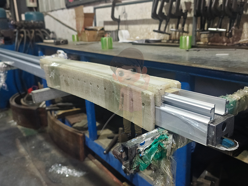 天津数控拉弯加工整体技术解析:设备选型、程序控制与高精度弧形成型实践 天津数控拉弯加工整体技术解析:设备选型、程序控制与高精度弧形成型实践