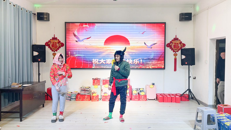 小品《句句带“卡”点》 小品《句句带“卡”点》