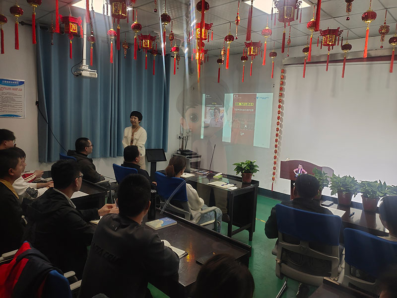 思维破茧，共赴成长：天津型材拉弯厂共读联盟学习小组进阶之旅